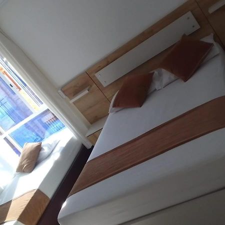 Hotel Gutier リオネグロ エクステリア 写真